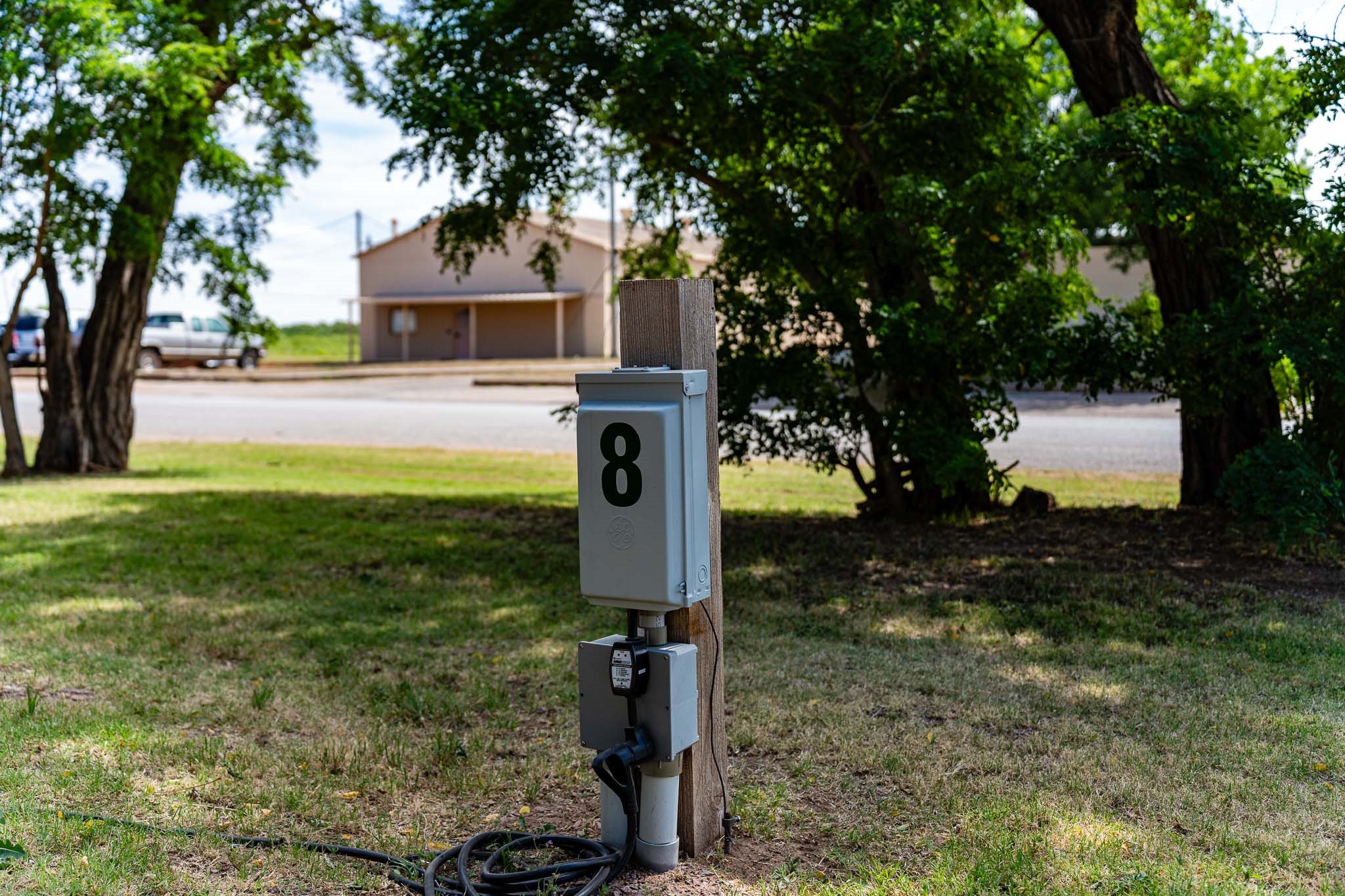 1604 C NW Childress TX 79201