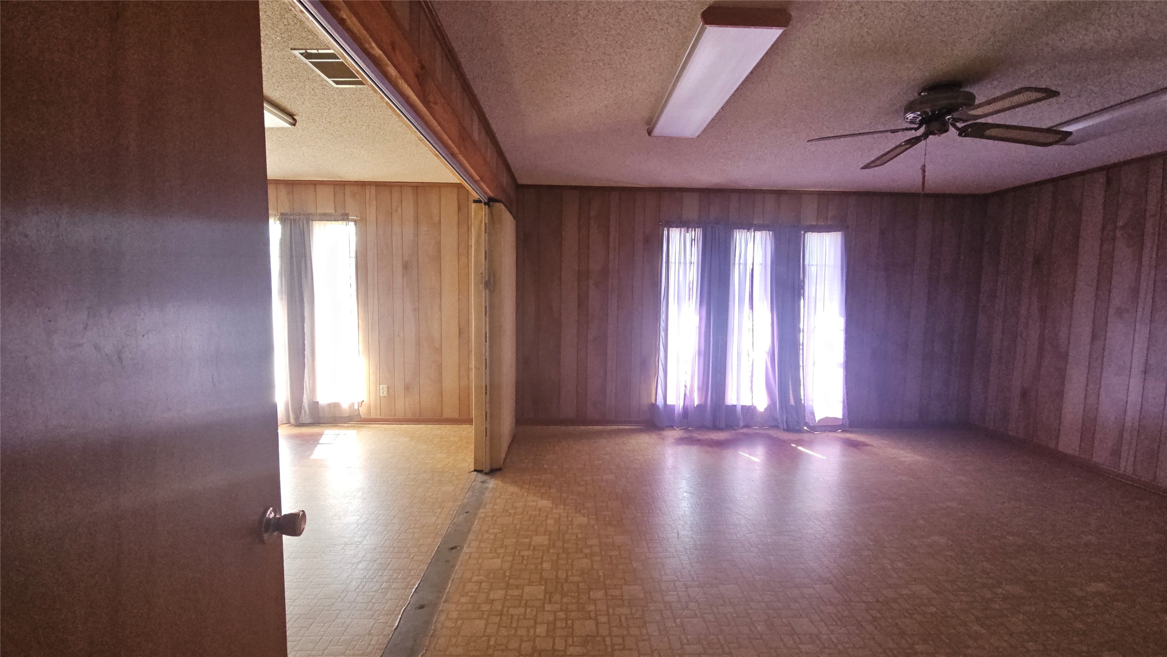 1215 W Cedar Creek Parkway Kemp TX 75143