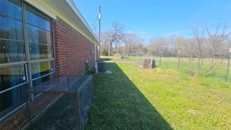 1215 W Cedar Creek Parkway Kemp TX 75143