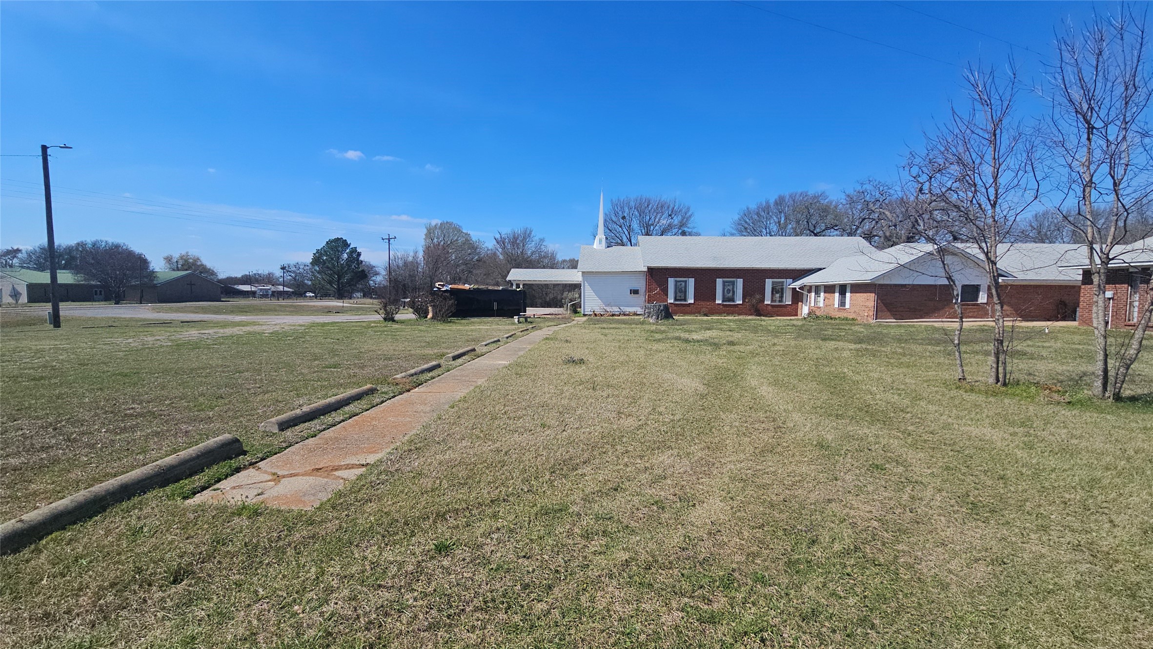 1215 W Cedar Creek Parkway Kemp TX 75143