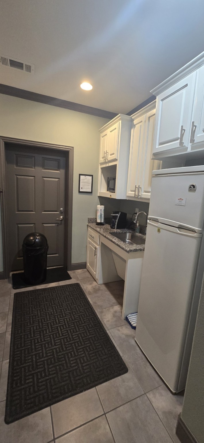 2785 Rockbrook Drive Lewisville TX 75067