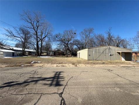 269-306 2nd Street SW Paris TX 75460