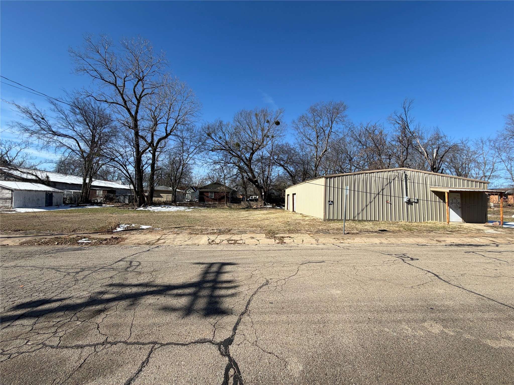 269-306 2nd Street SW Paris TX 75460