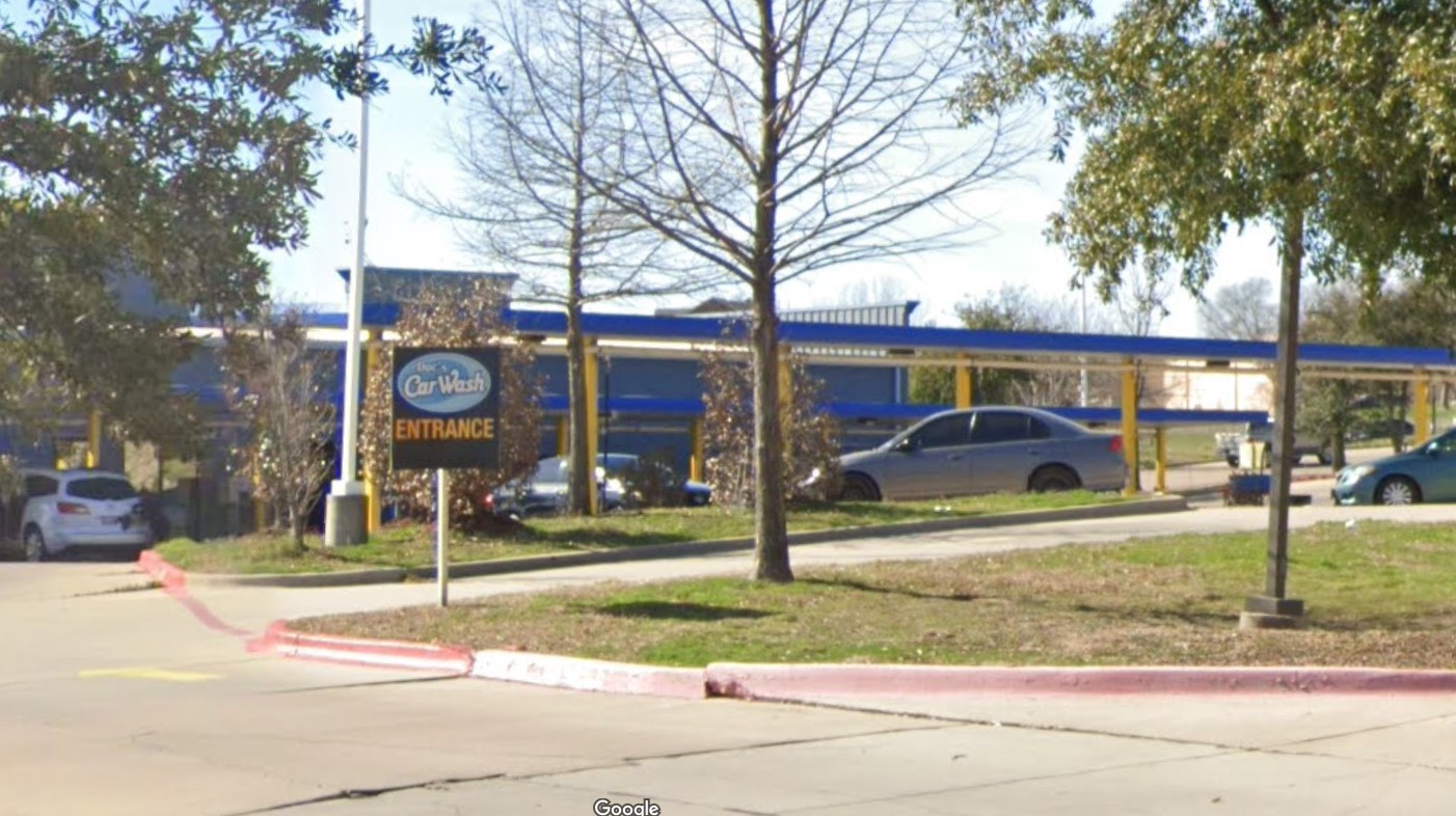 2561 Macarthur Boulevard Lewisville TX 75067