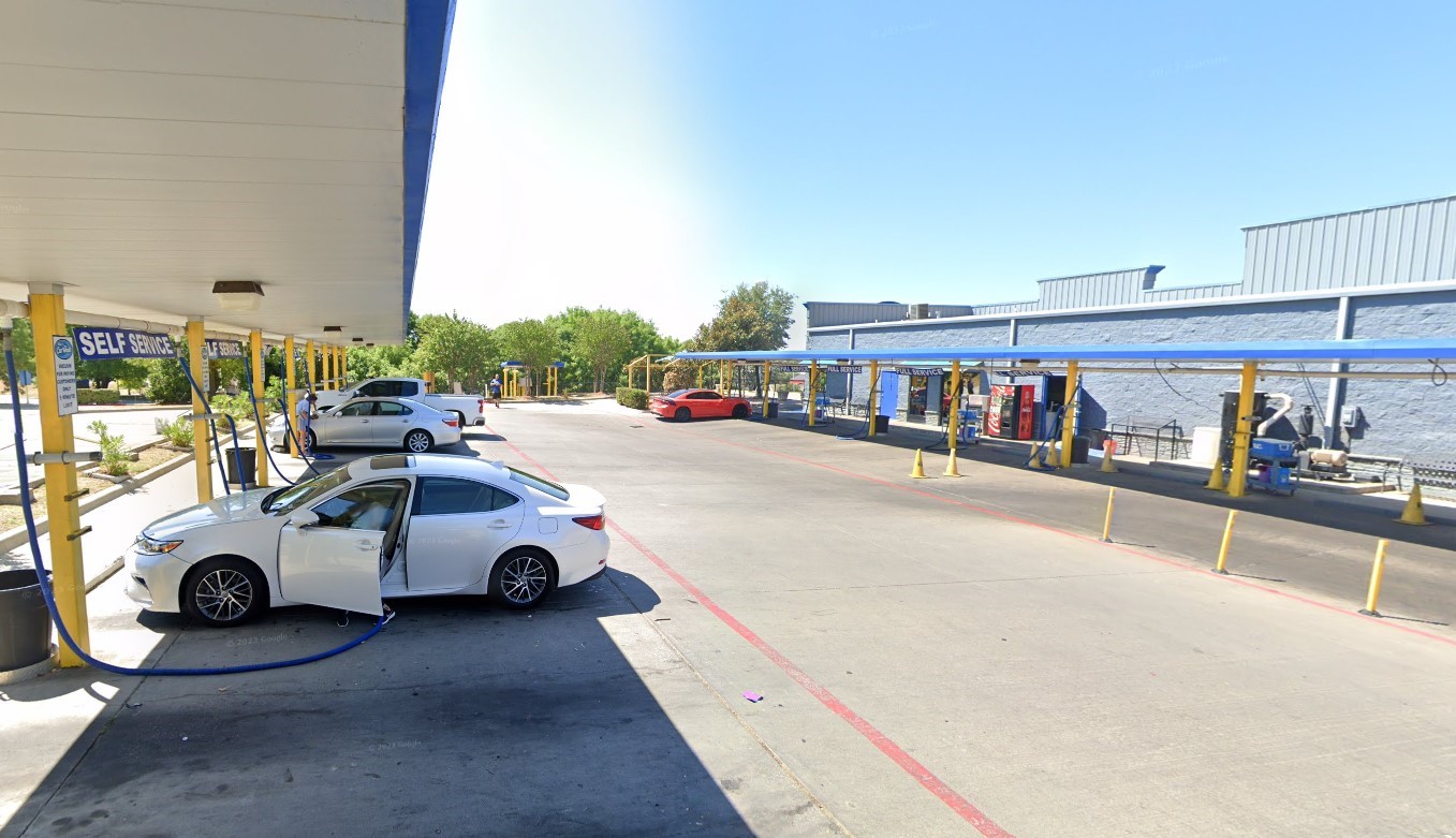 2561 Macarthur Boulevard Lewisville TX 75067