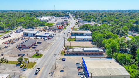 1524 W 7th Avenue Corsicana TX 75110