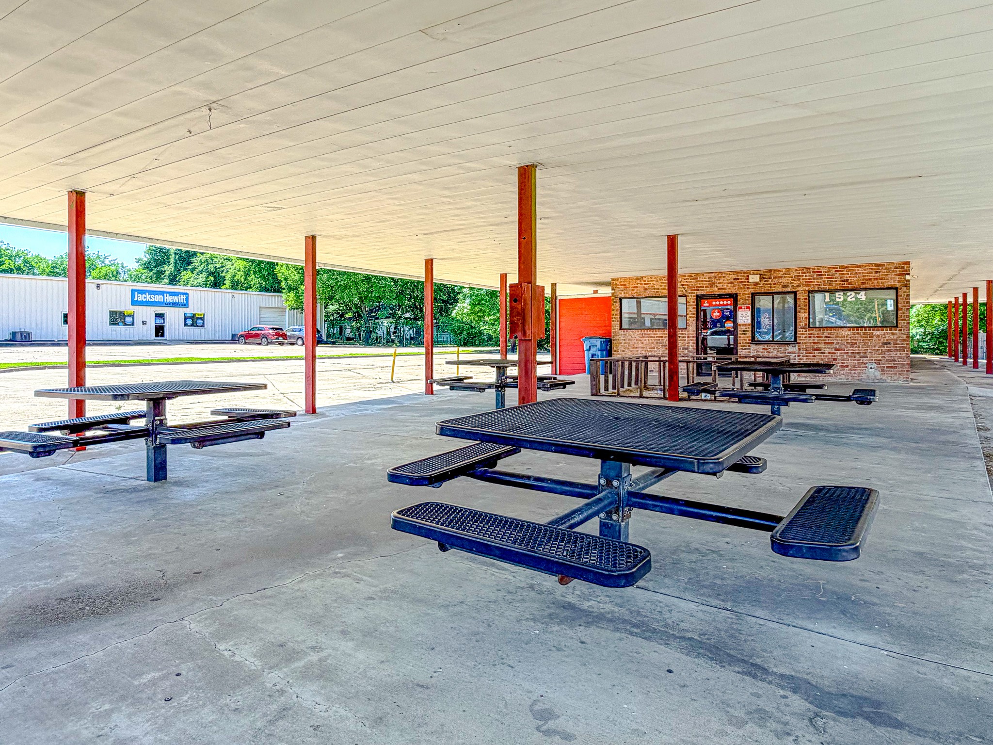 1524 W 7th Avenue Corsicana TX 75110