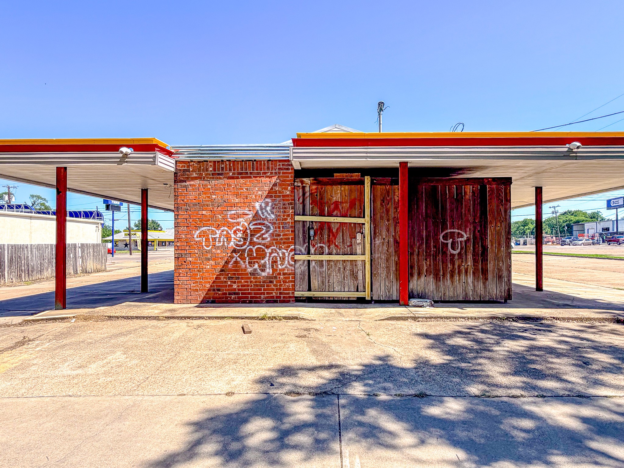 1524 W 7th Avenue Corsicana TX 75110
