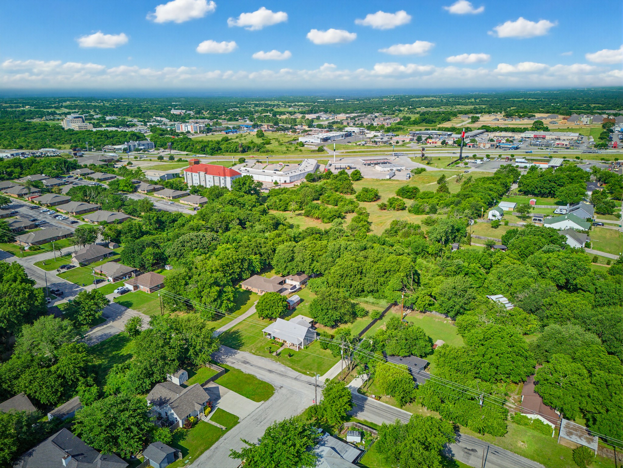 1300 S Trenchard Street Decatur TX 76234
