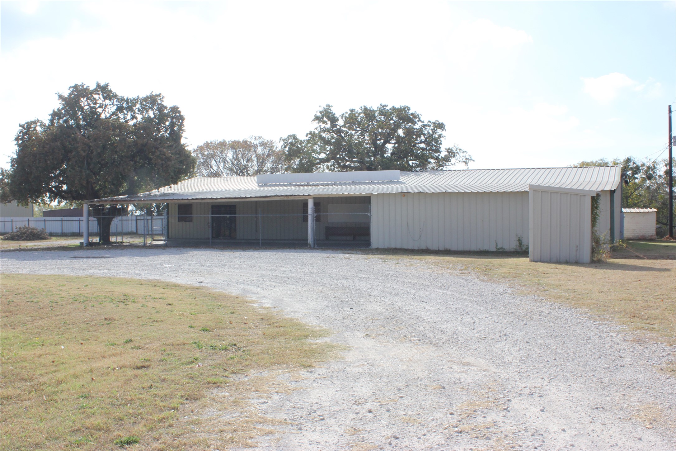 1530 E Reno Road Reno TX 75038