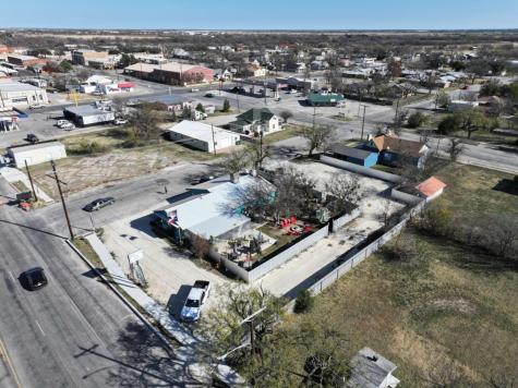 601 S Commercial Avenue Coleman TX 76834