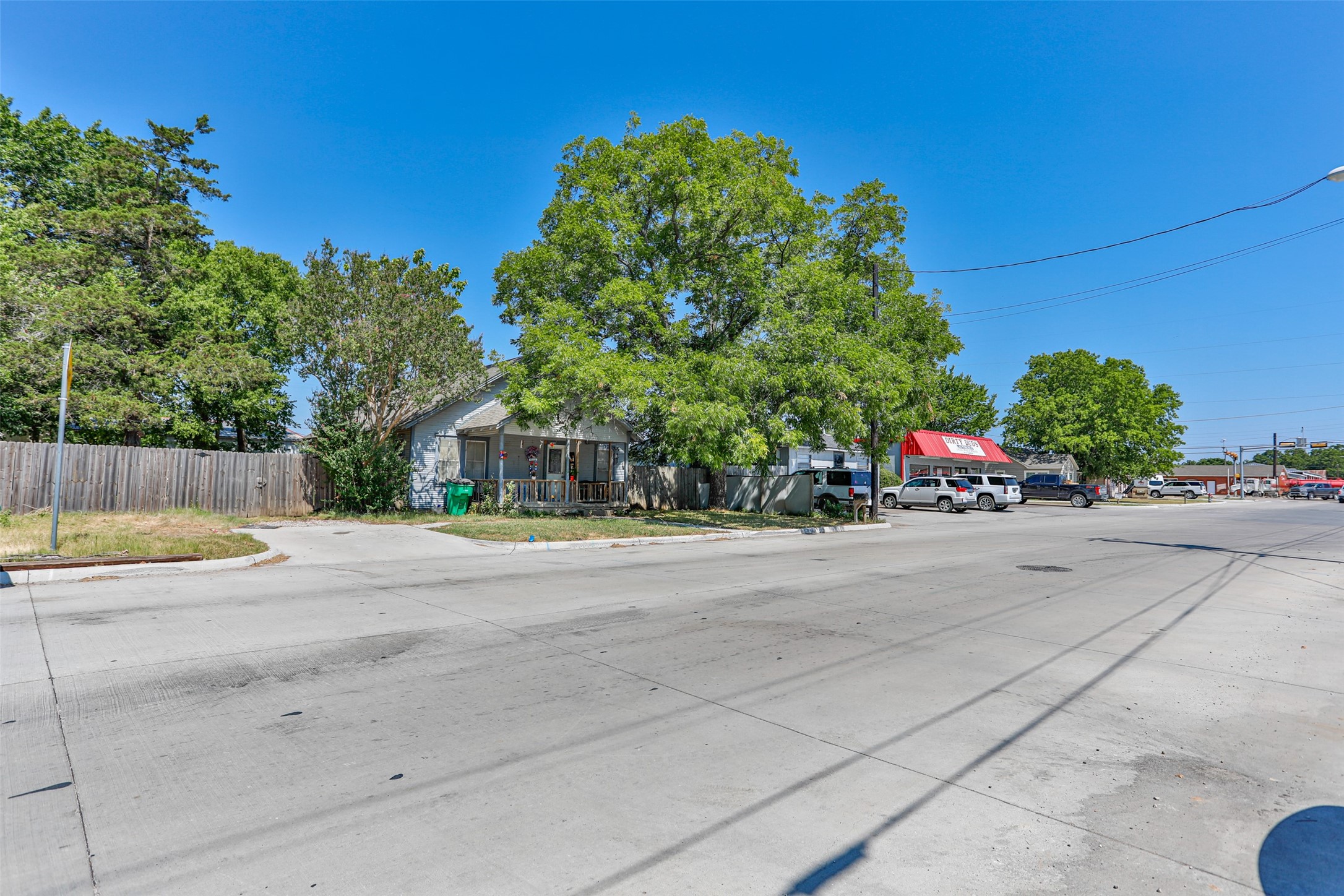700 W Highway 82 Gainesville TX 76240