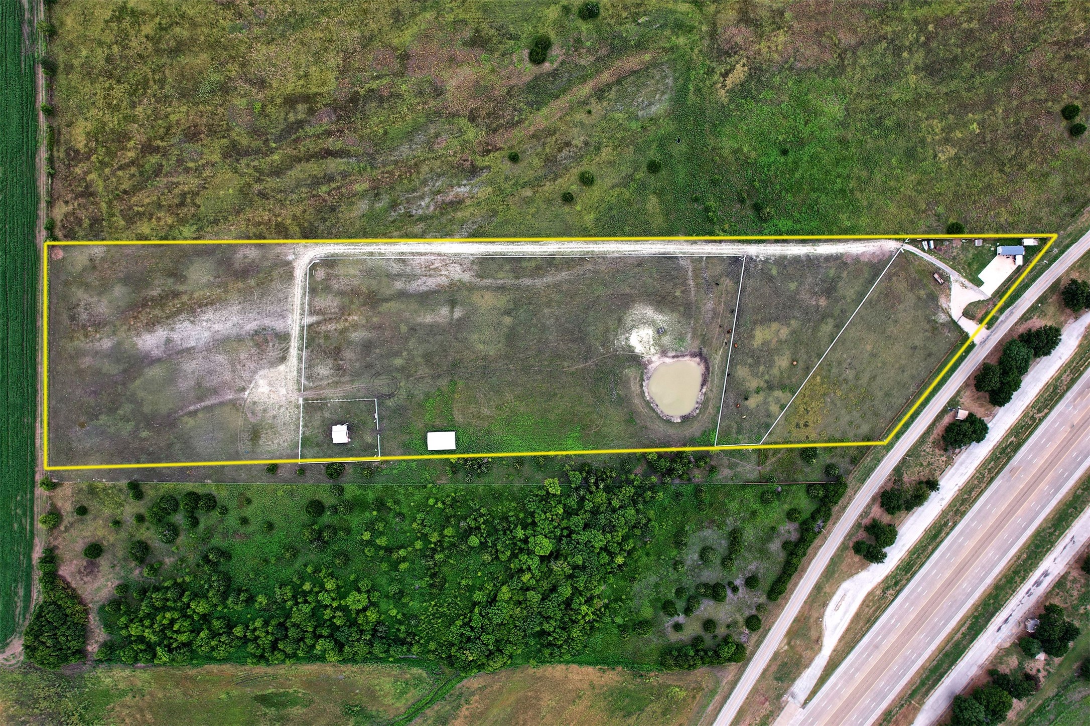 6882 N Interstate Highway 35 E Waxahachie TX 75165