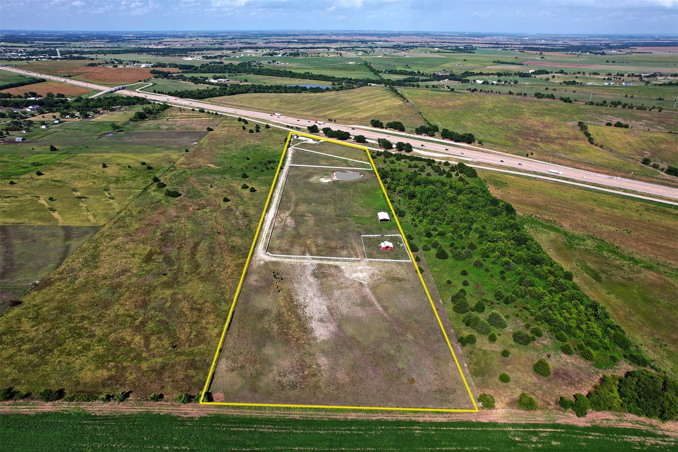 6882 N Interstate Highway 35 E Waxahachie TX 75165