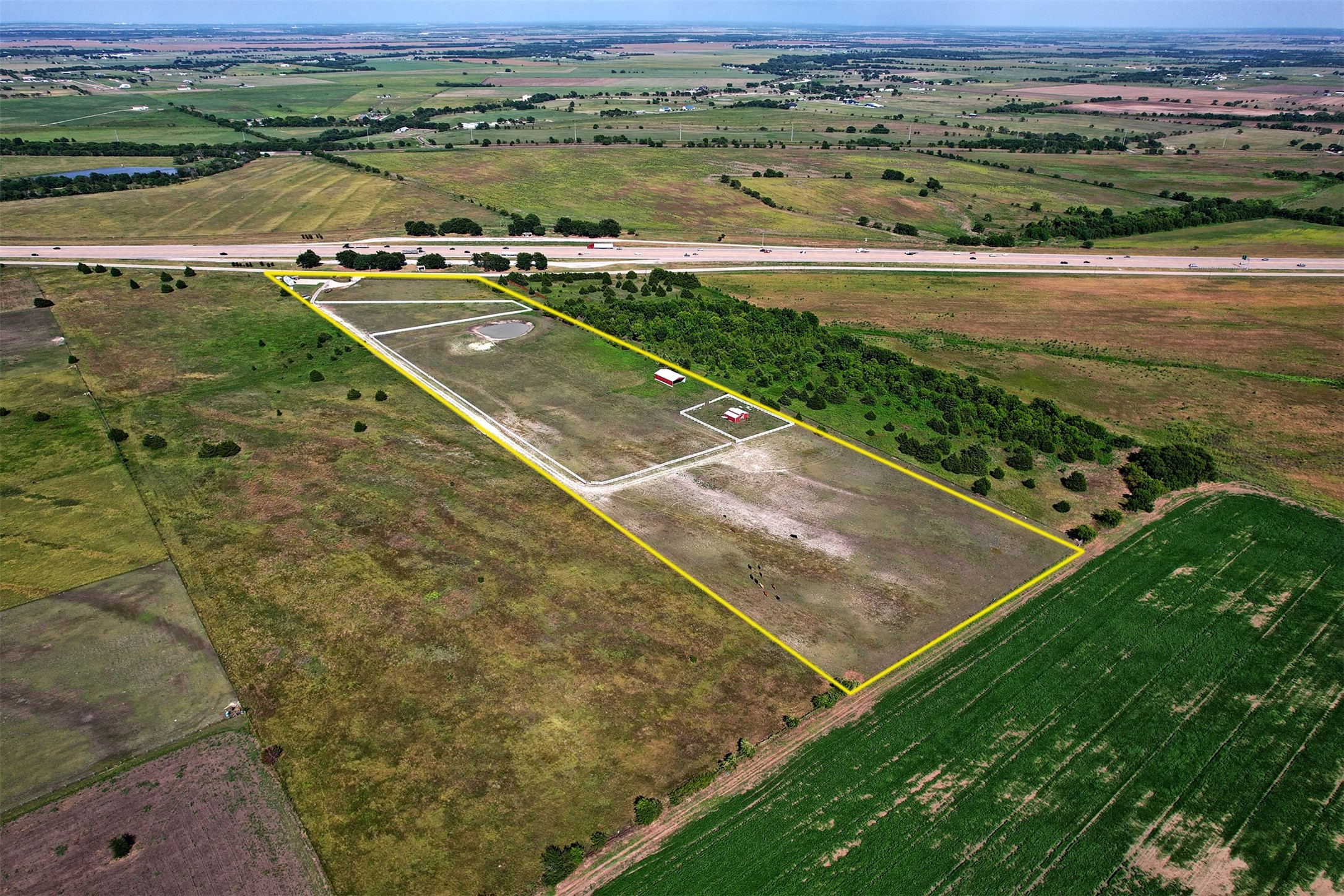 6882 N Interstate Highway 35 E Waxahachie TX 75165