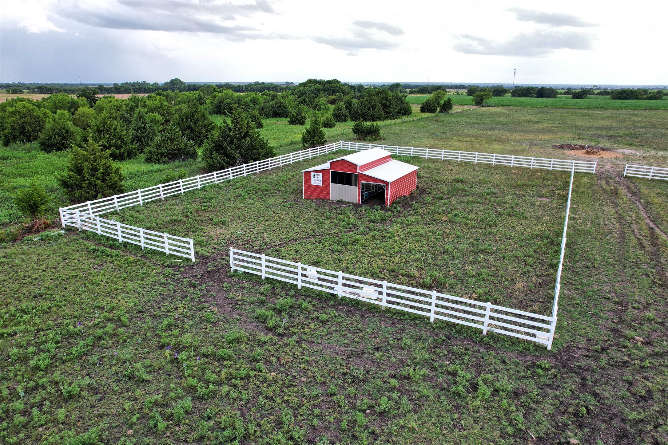 6882 N Interstate Highway 35 E Waxahachie TX 75165
