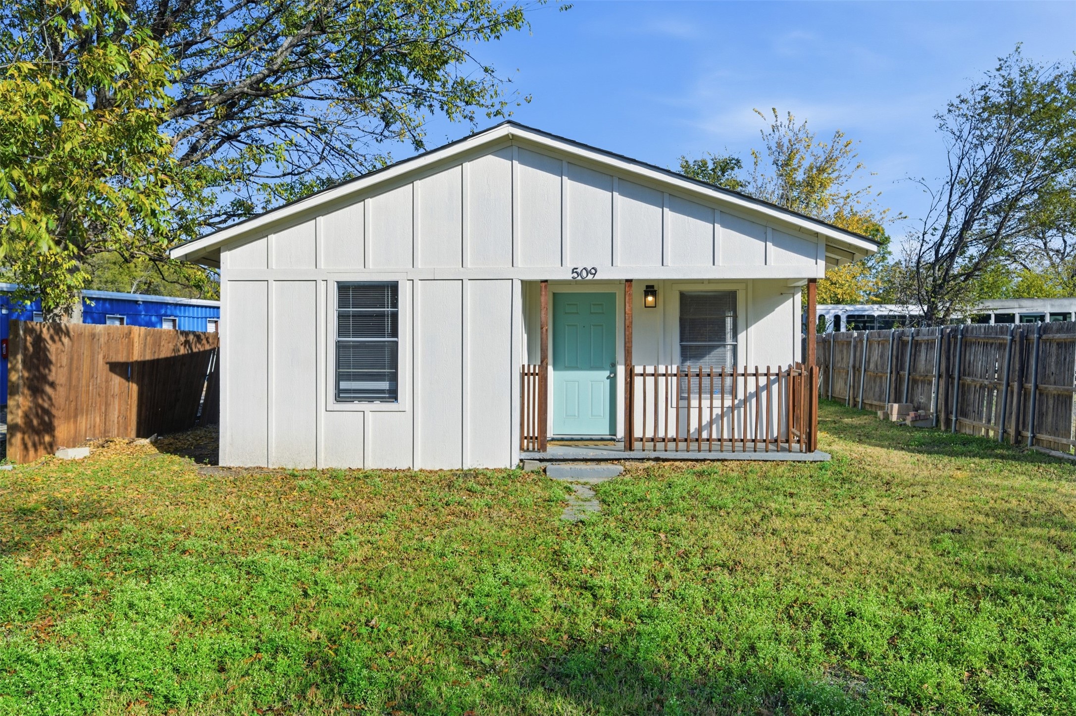 509 E 3rd Street Lancaster TX 75146