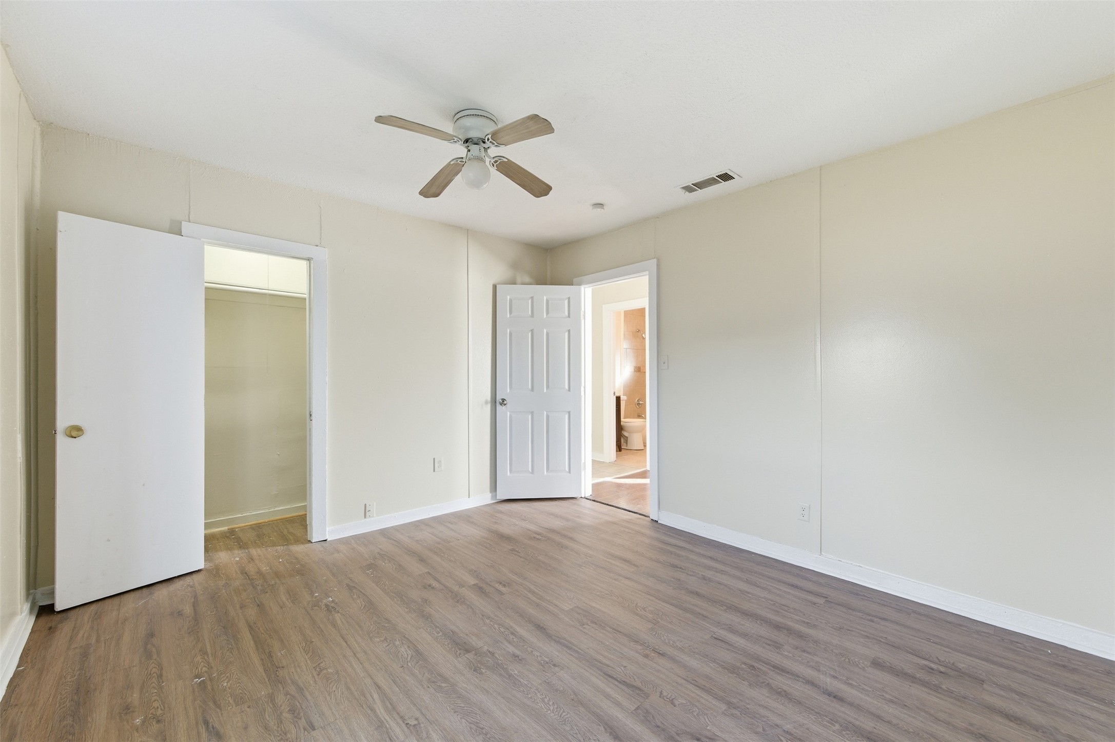 509 E 3rd Street Lancaster TX 75146