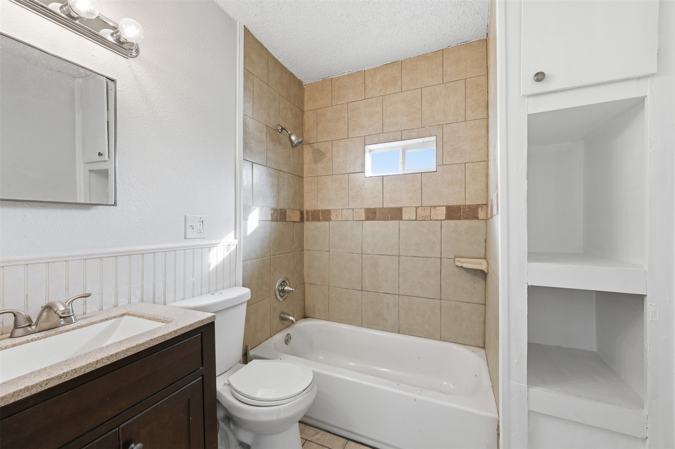 509 E 3rd Street Lancaster TX 75146