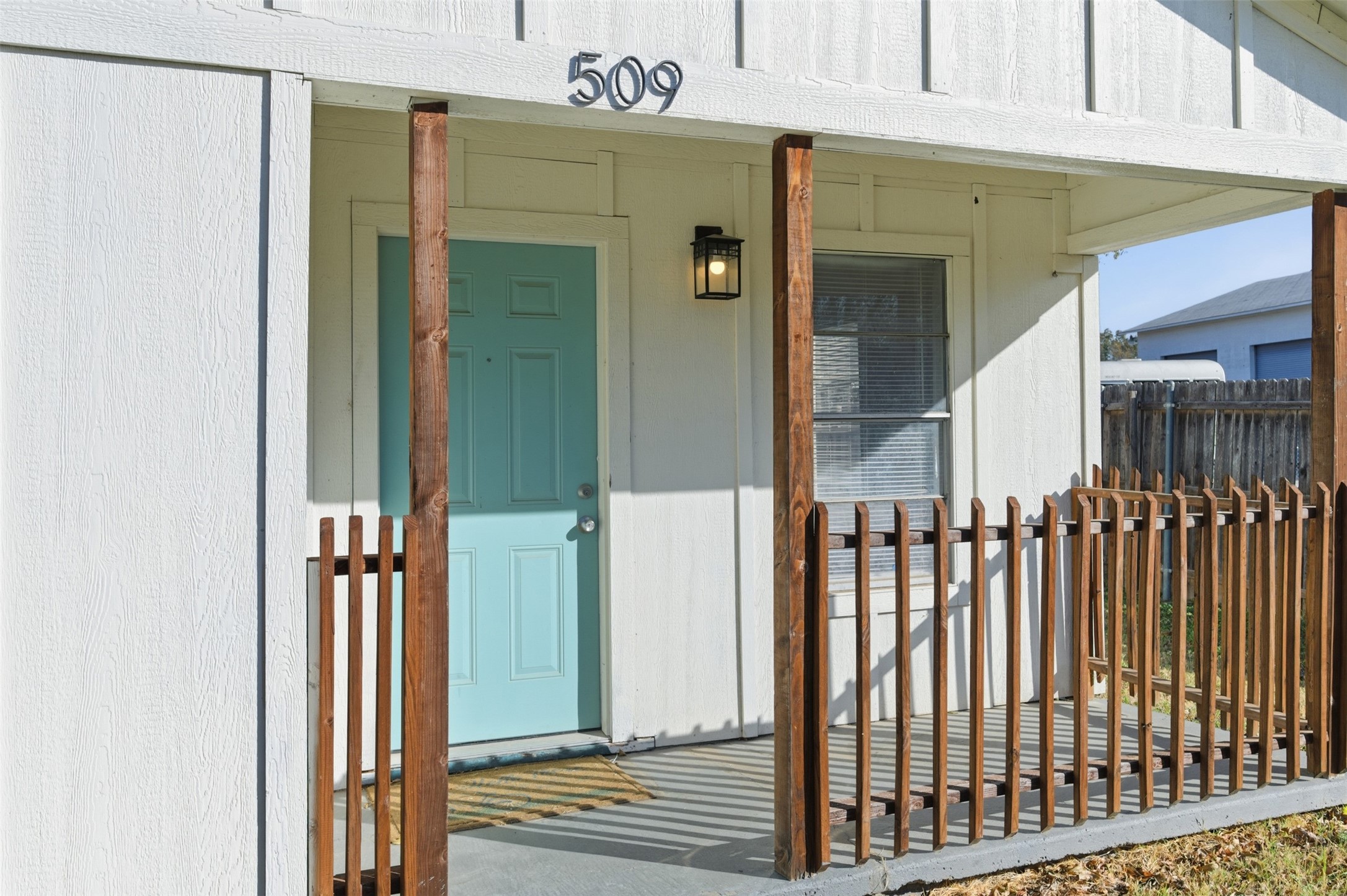 509 E 3rd Street Lancaster TX 75146
