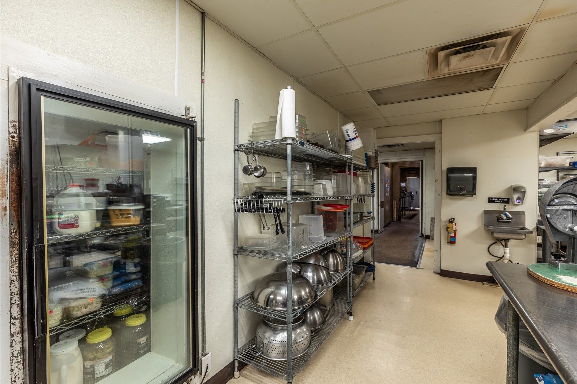 212 S Hickory Street Abbott TX 76621