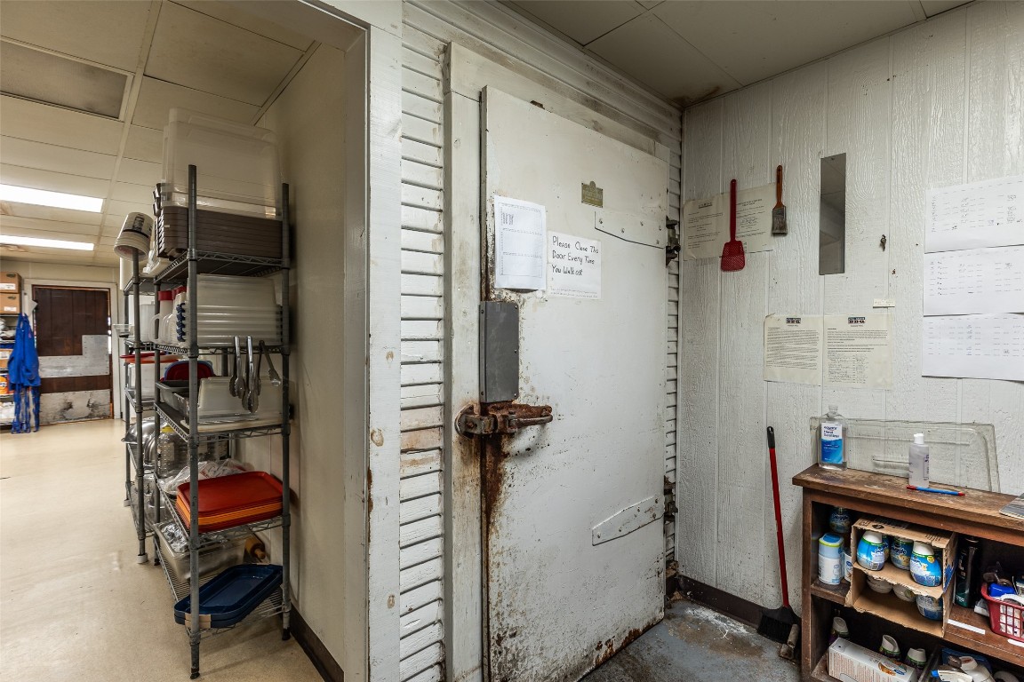 212 S Hickory Street Abbott TX 76621
