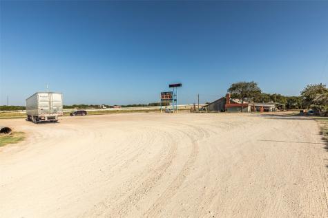212 S Hickory Street Abbott TX 76621