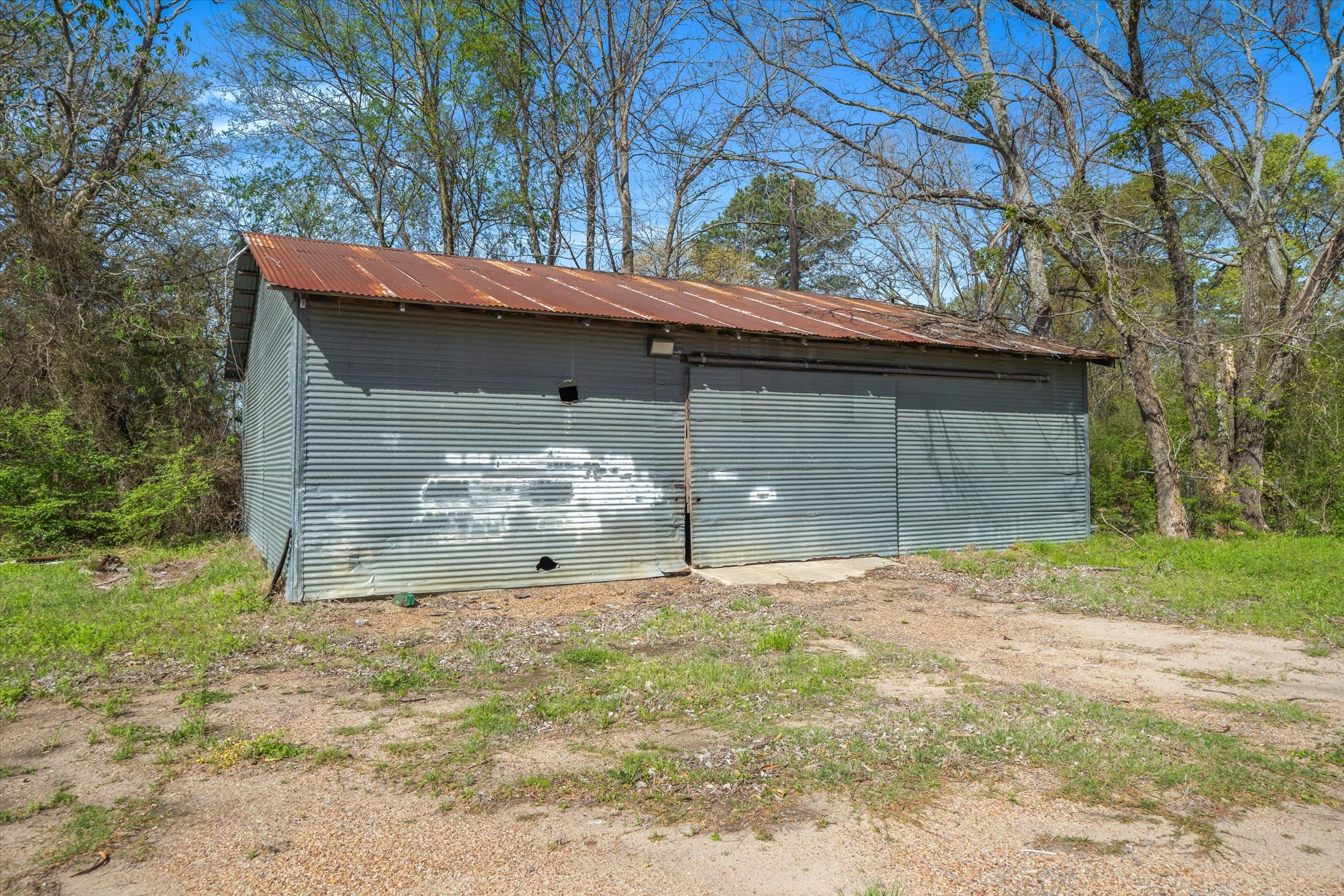 521 E Garland Grand Saline TX 75140