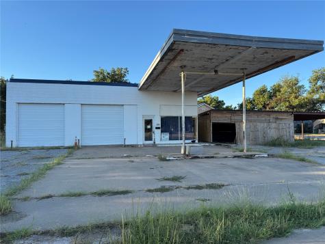 309 W California Street Seymour TX 76380