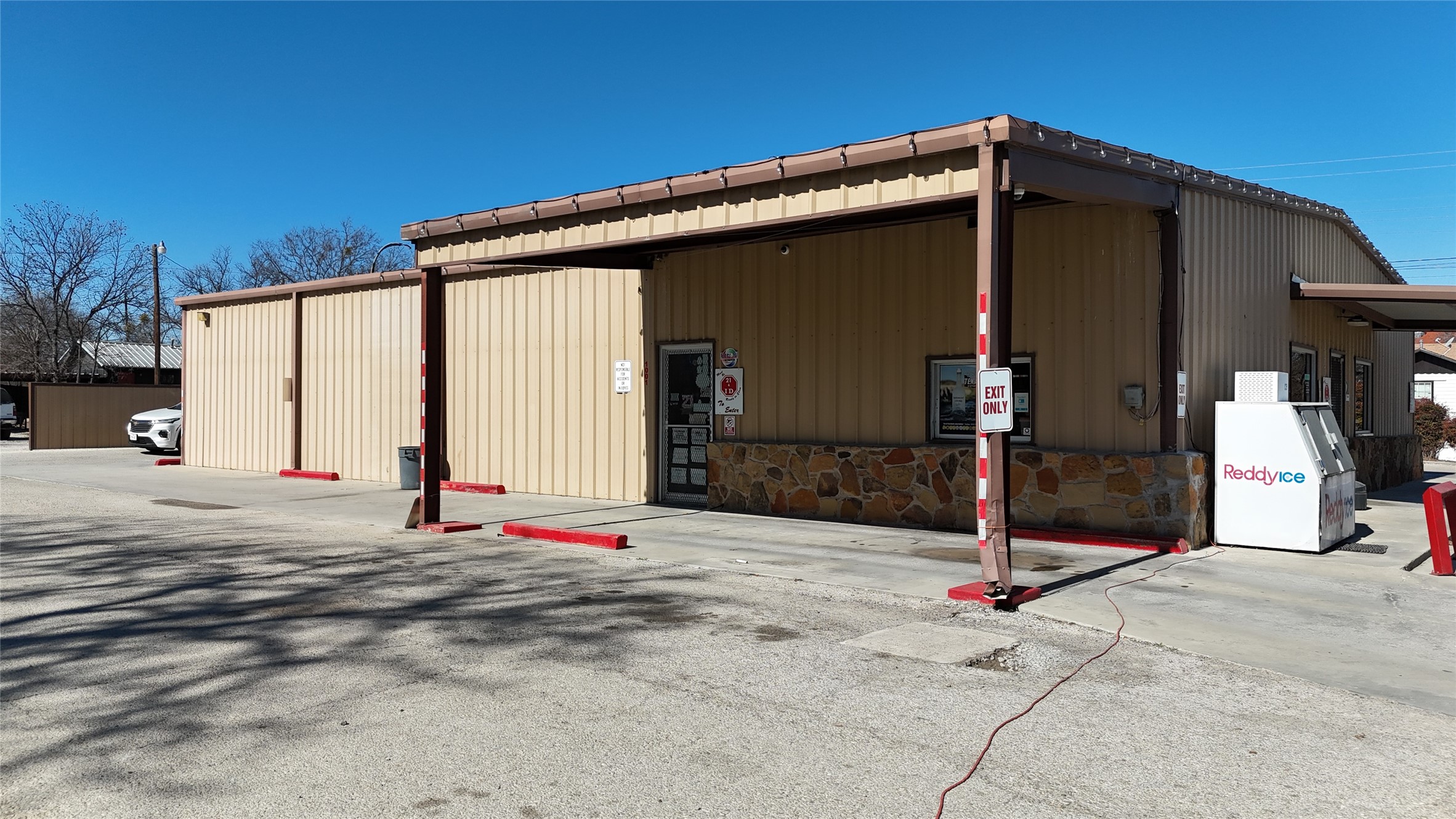 1001 Vine Street Brownwood TX 76801