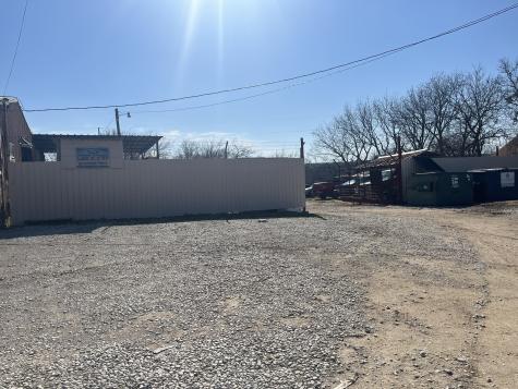 1411 W Omega Henrietta TX 76365