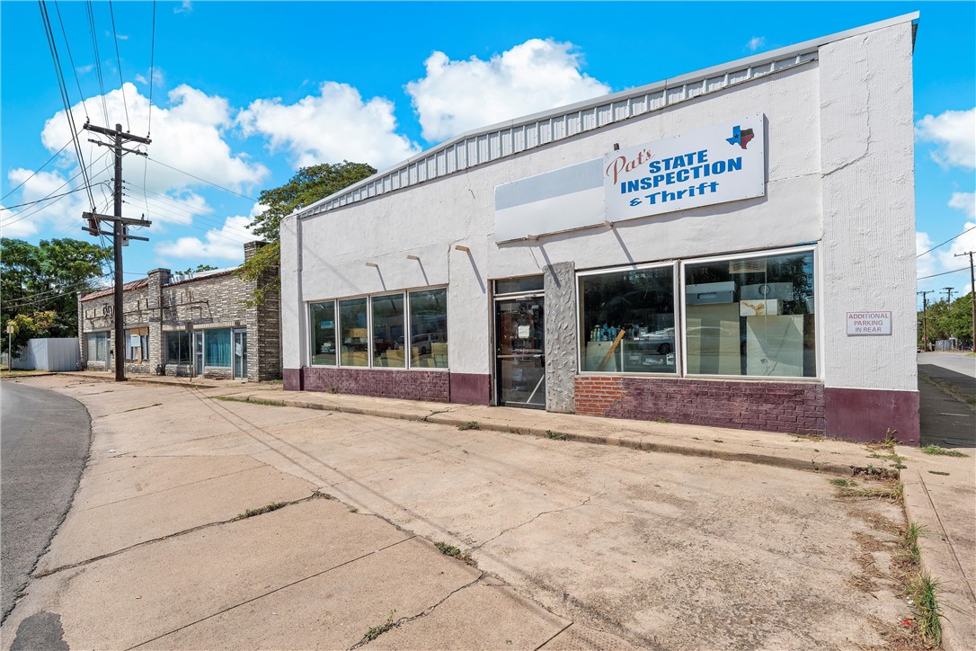 1501 Herring Avenue Waco TX 76708