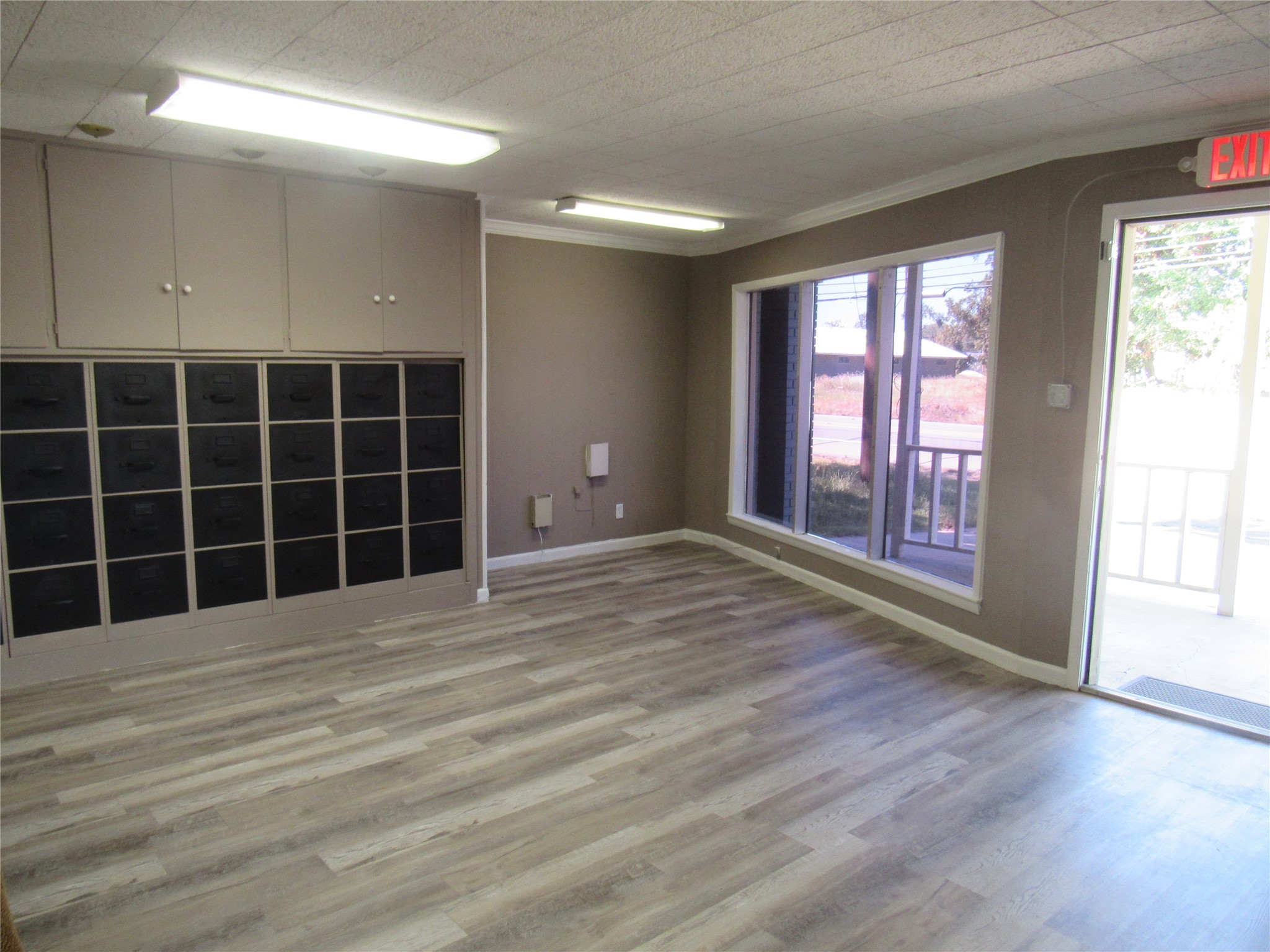 1802 N Center Street Bonham TX 75418