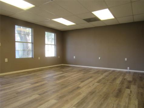 1802 N Center Street Bonham TX 75418