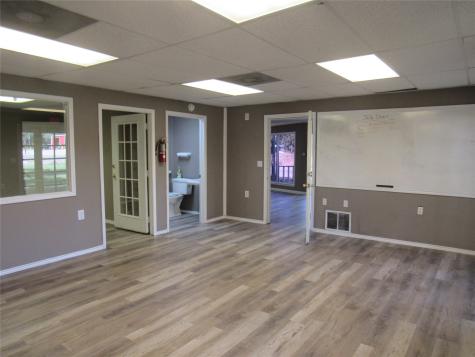 1802 N Center Street Bonham TX 75418