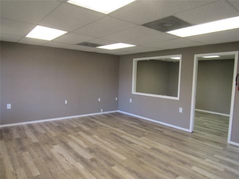 1802 N Center Street Bonham TX 75418