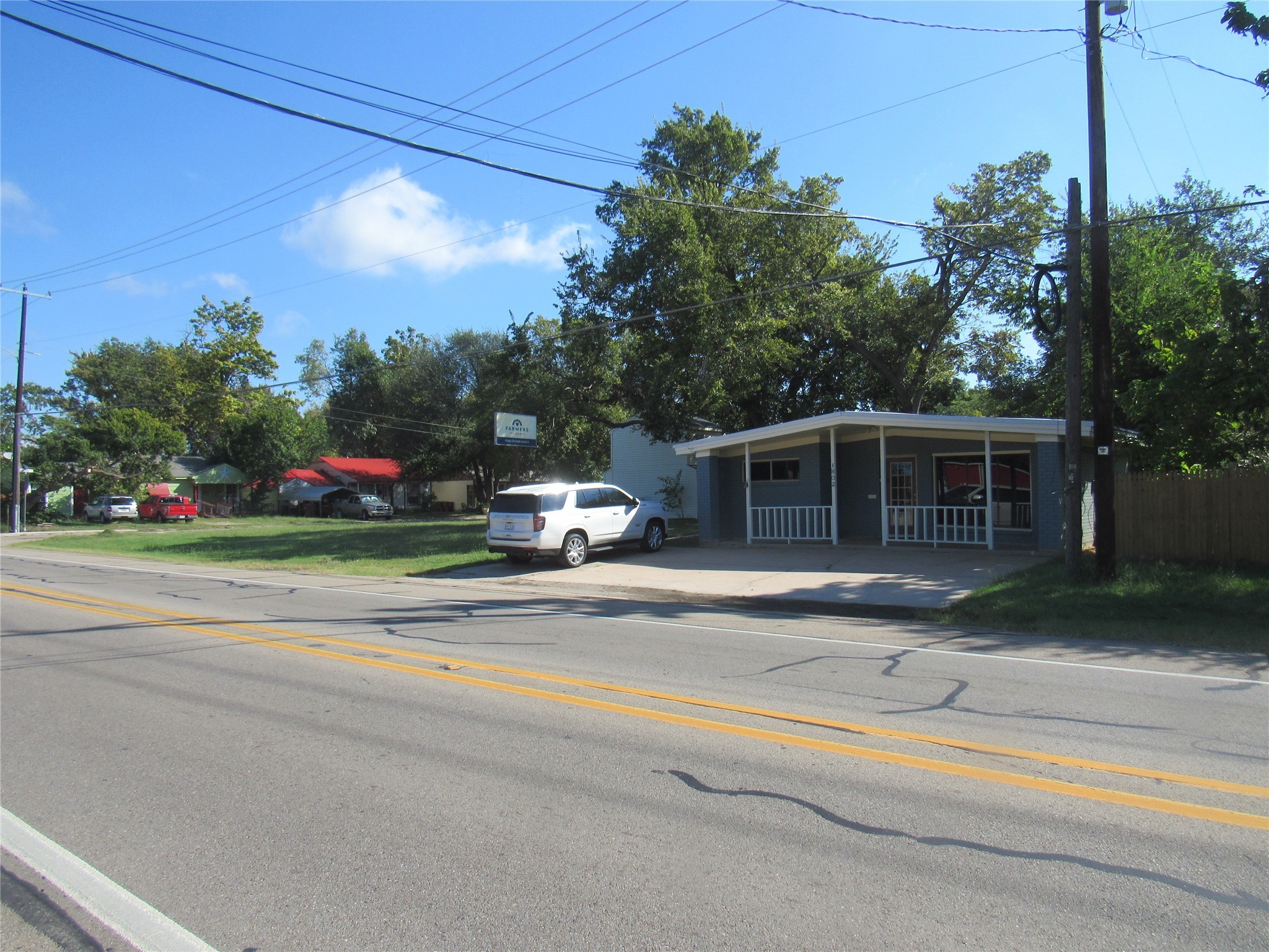1802 N Center Street Bonham TX 75418