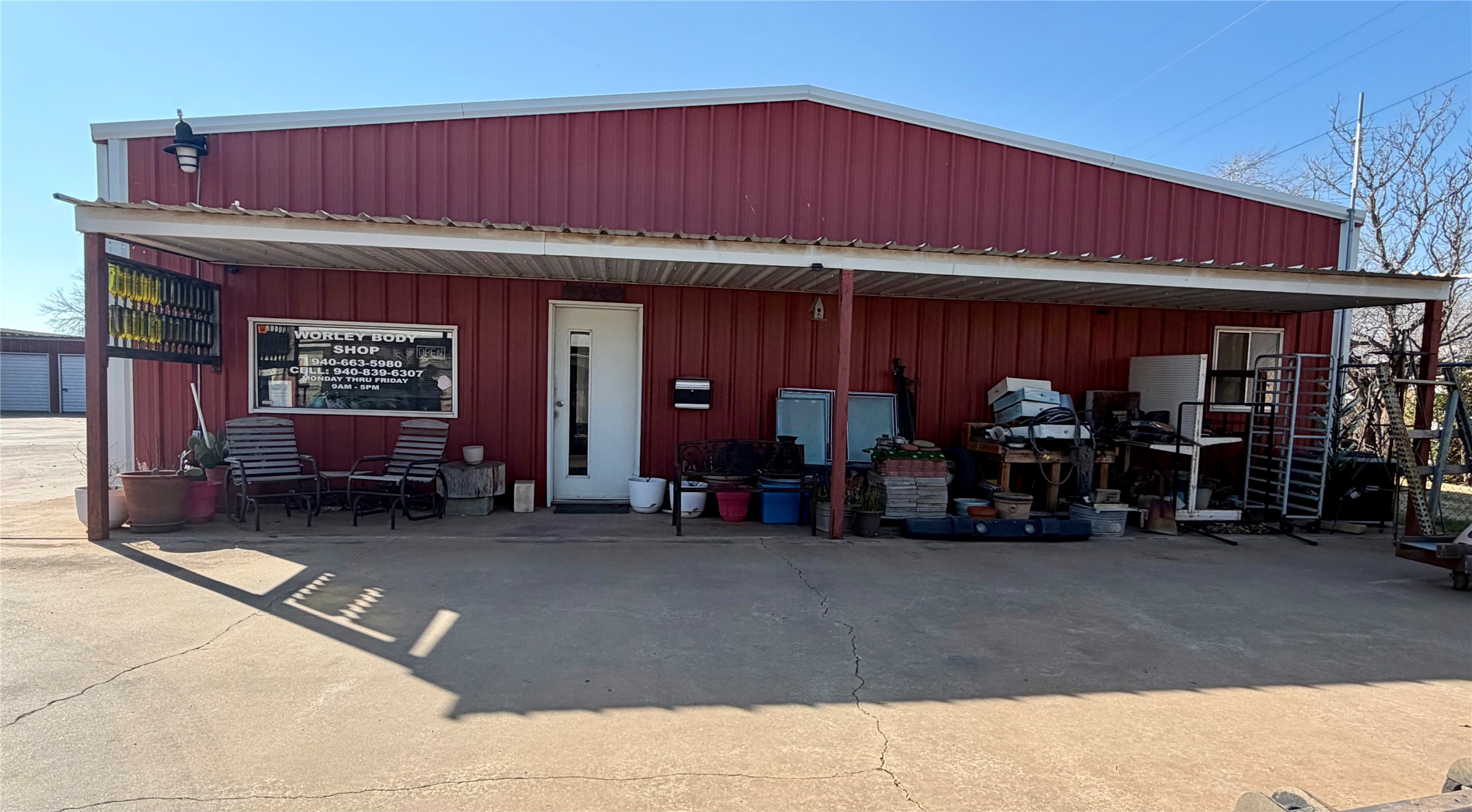 810 S Main Street Quanah TX 79252