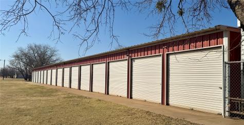 810 S Main Street Quanah TX 79252