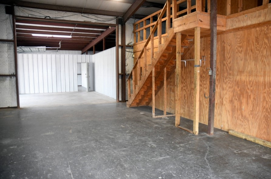 707 E Avenue C Valley Mills TX 76689