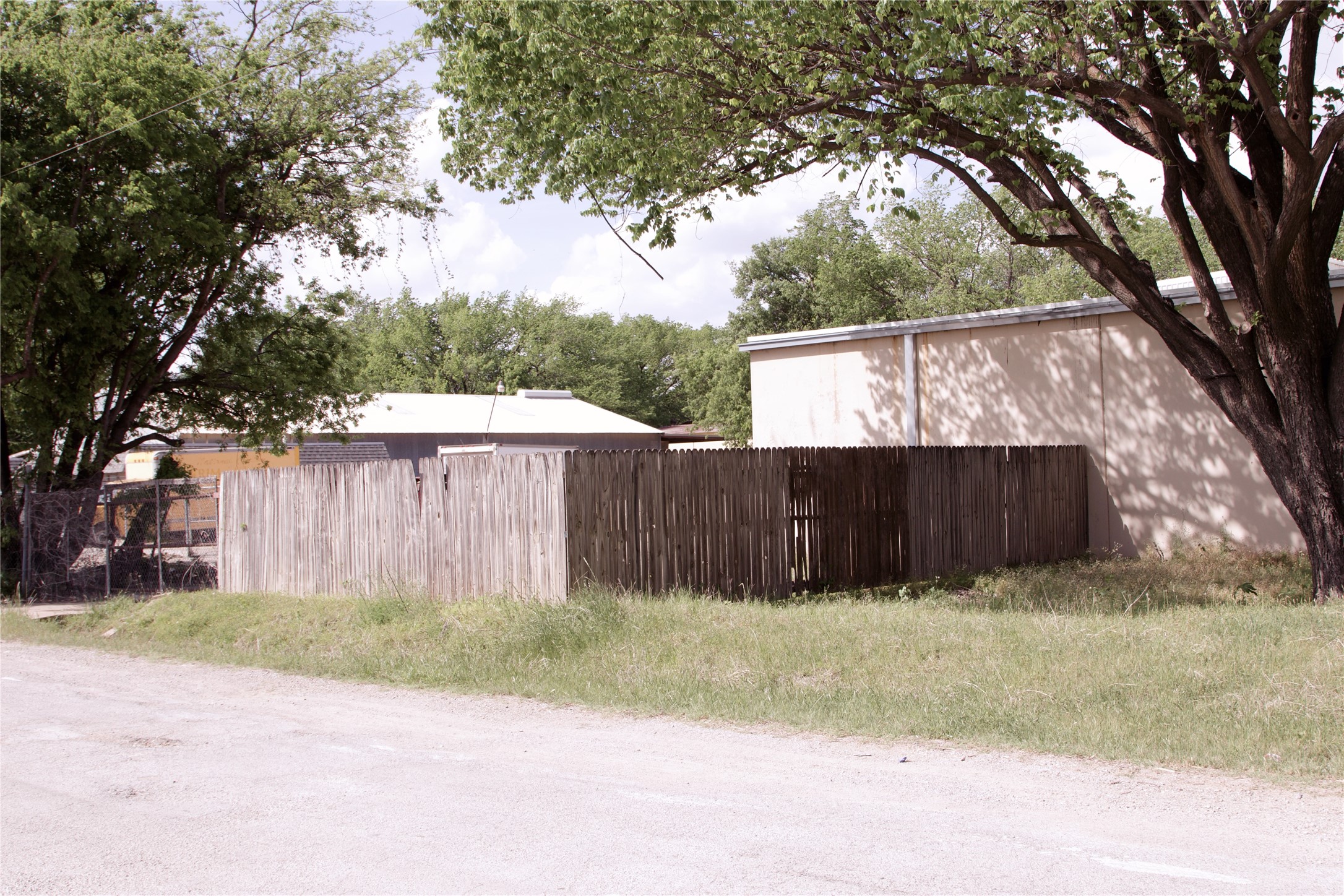 213 Valley Lane Kennedale TX 76060