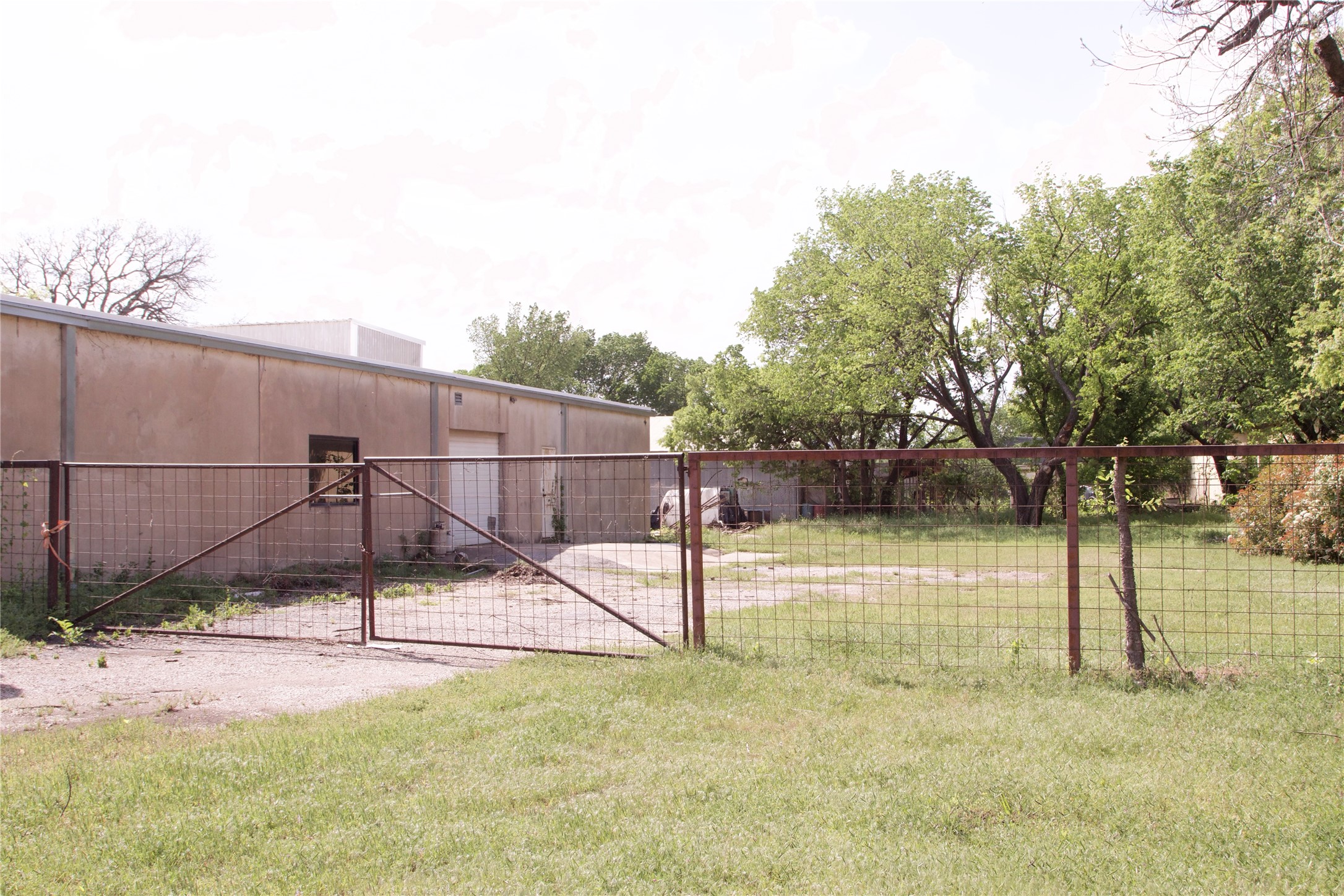 213 Valley Lane Kennedale TX 76060