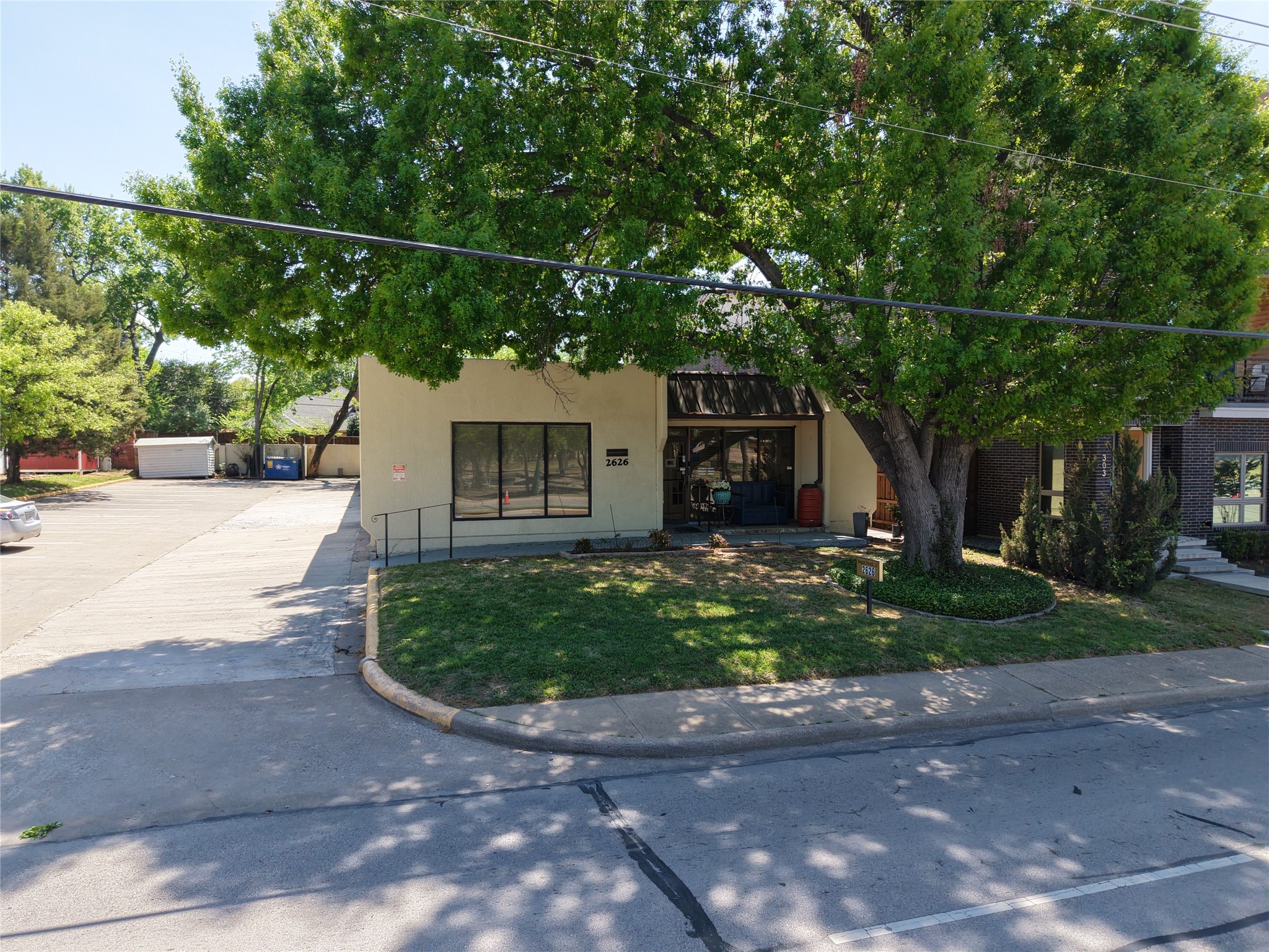 2626 Valley View Lane Farmers Branch TX 75234
