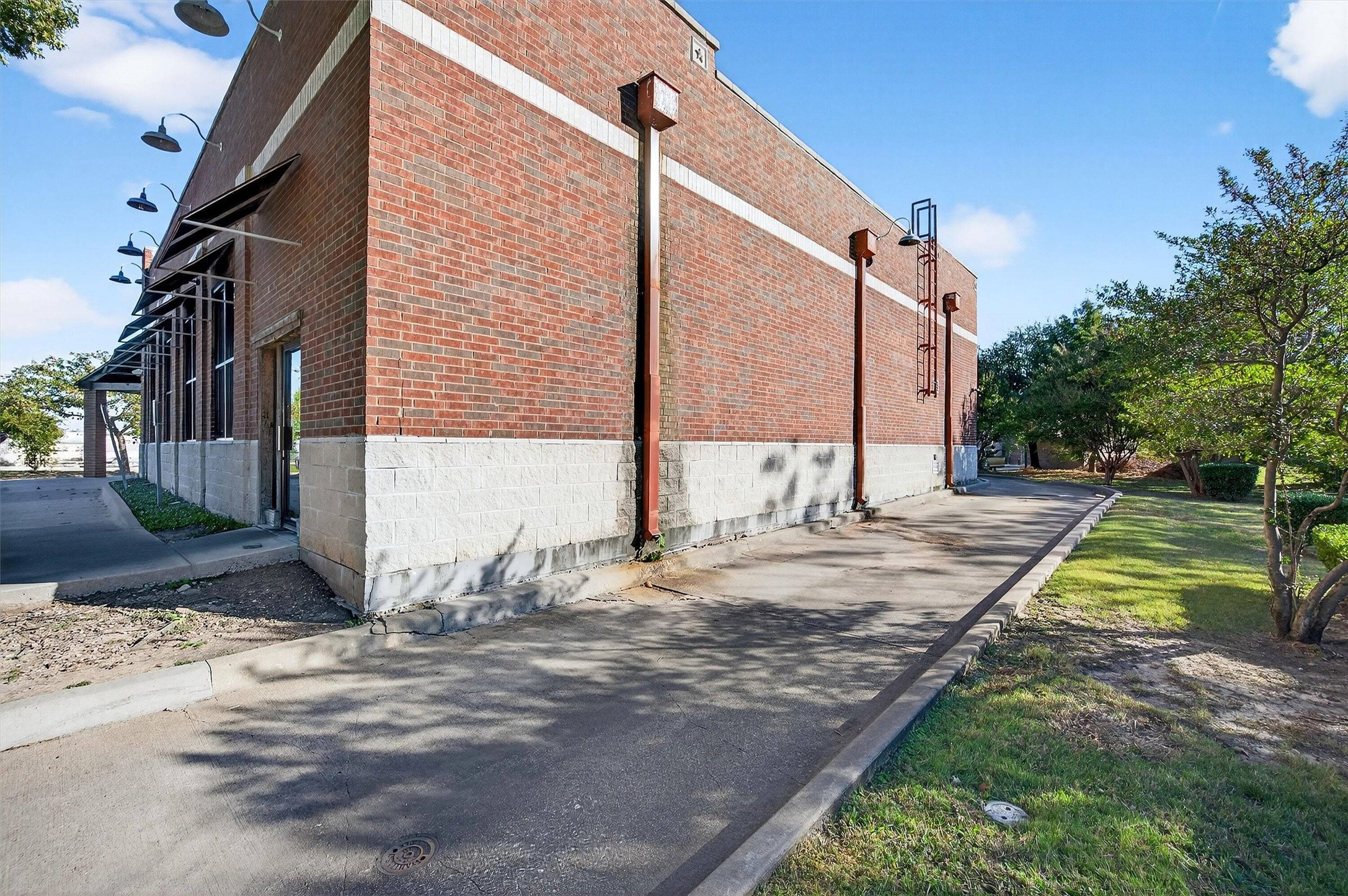 801 S Denton Tap Road Coppell TX 75019