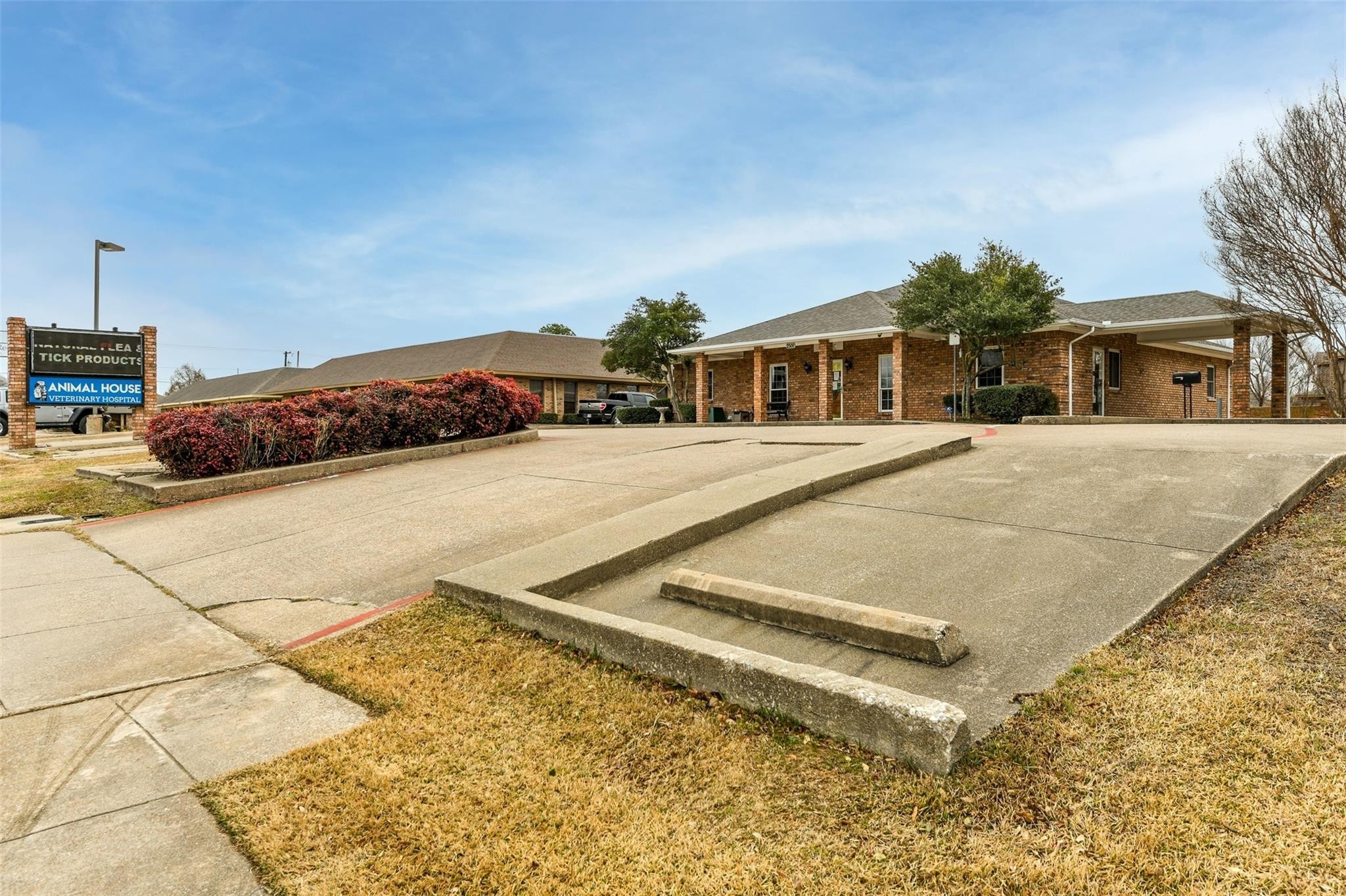 2500 Harwood Road Bedford TX 76021