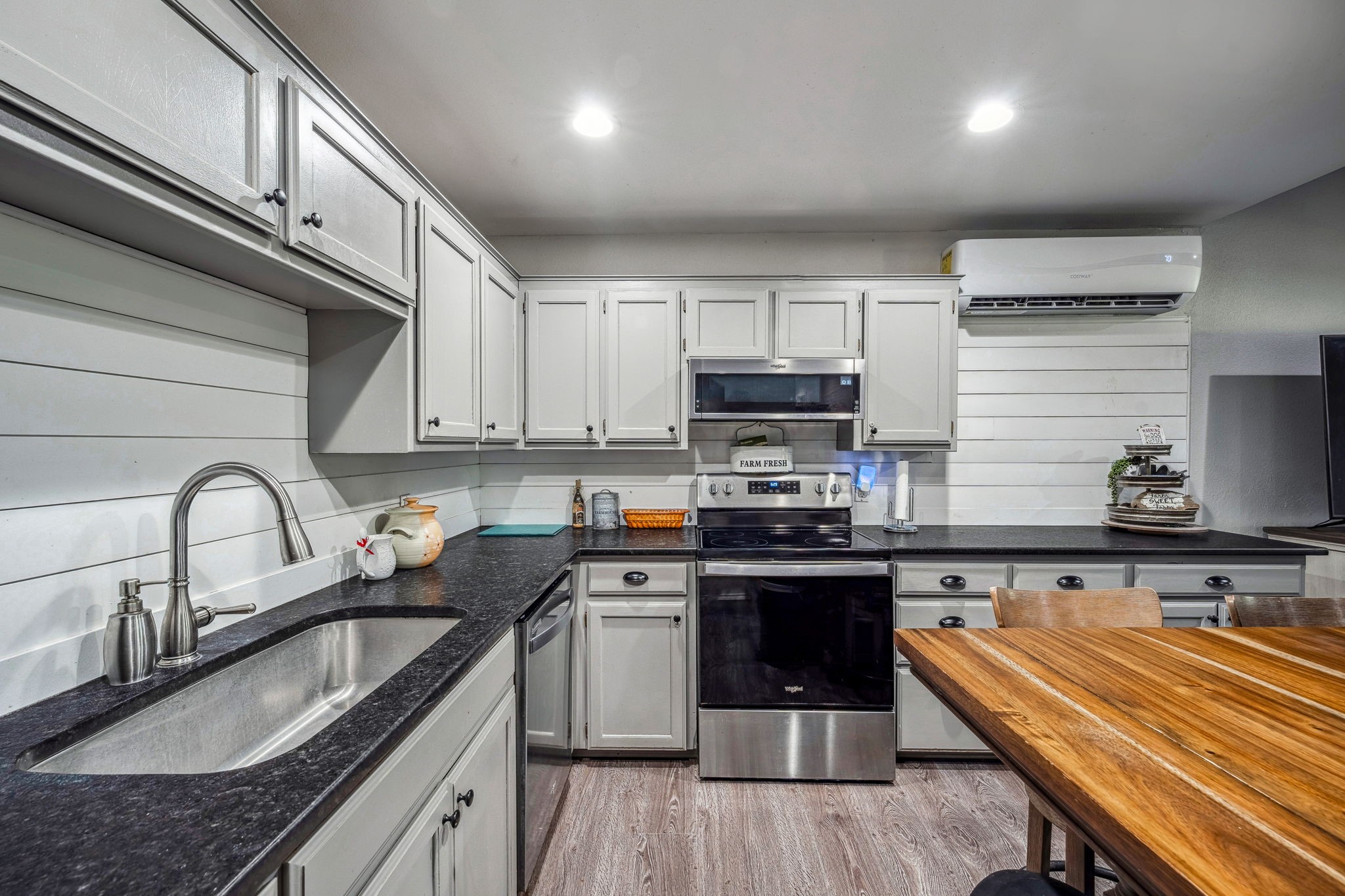 825 Monarch Trail Stephenville TX 76401