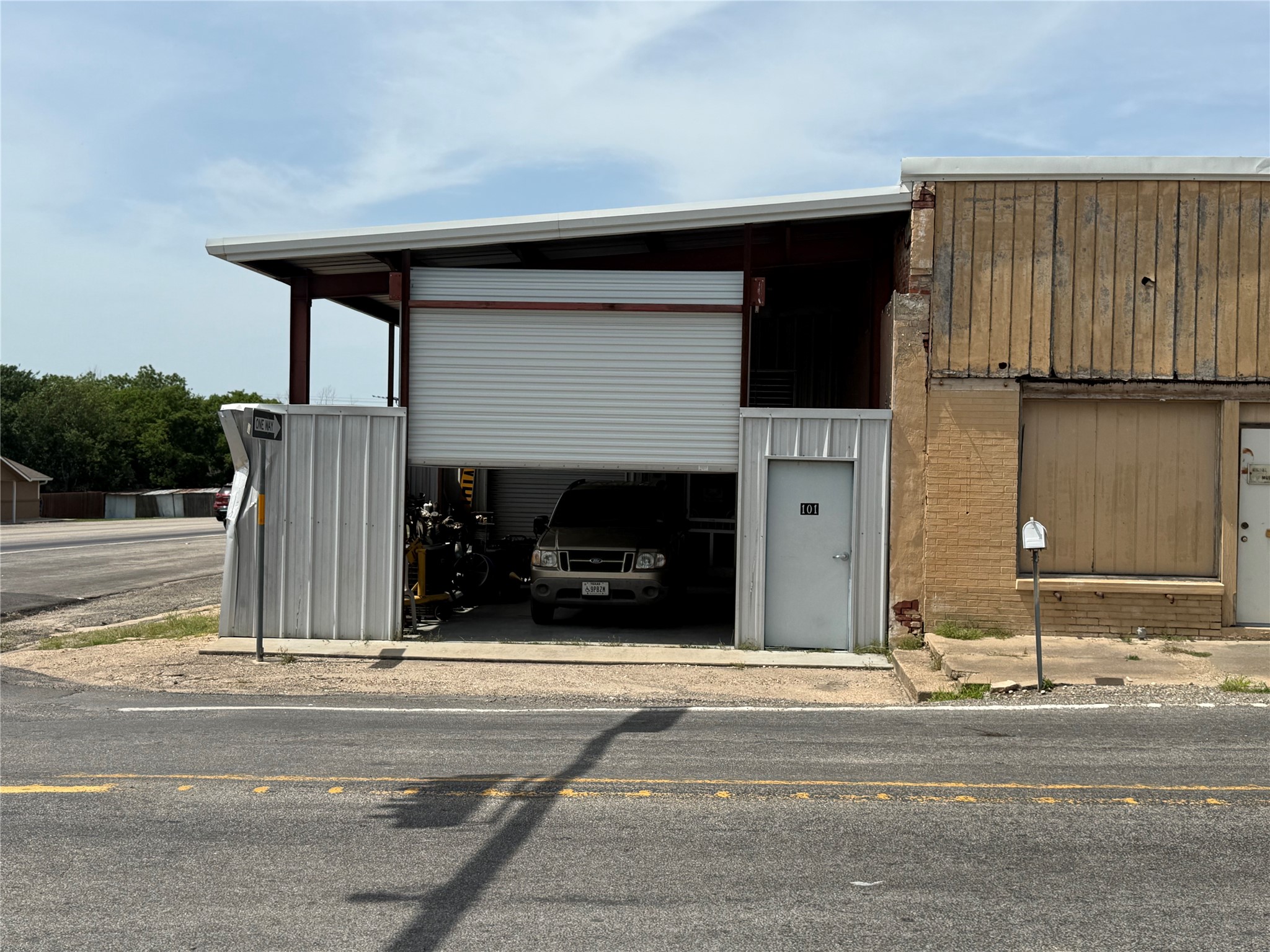101 E Frederick Street E Riesel TX 76682