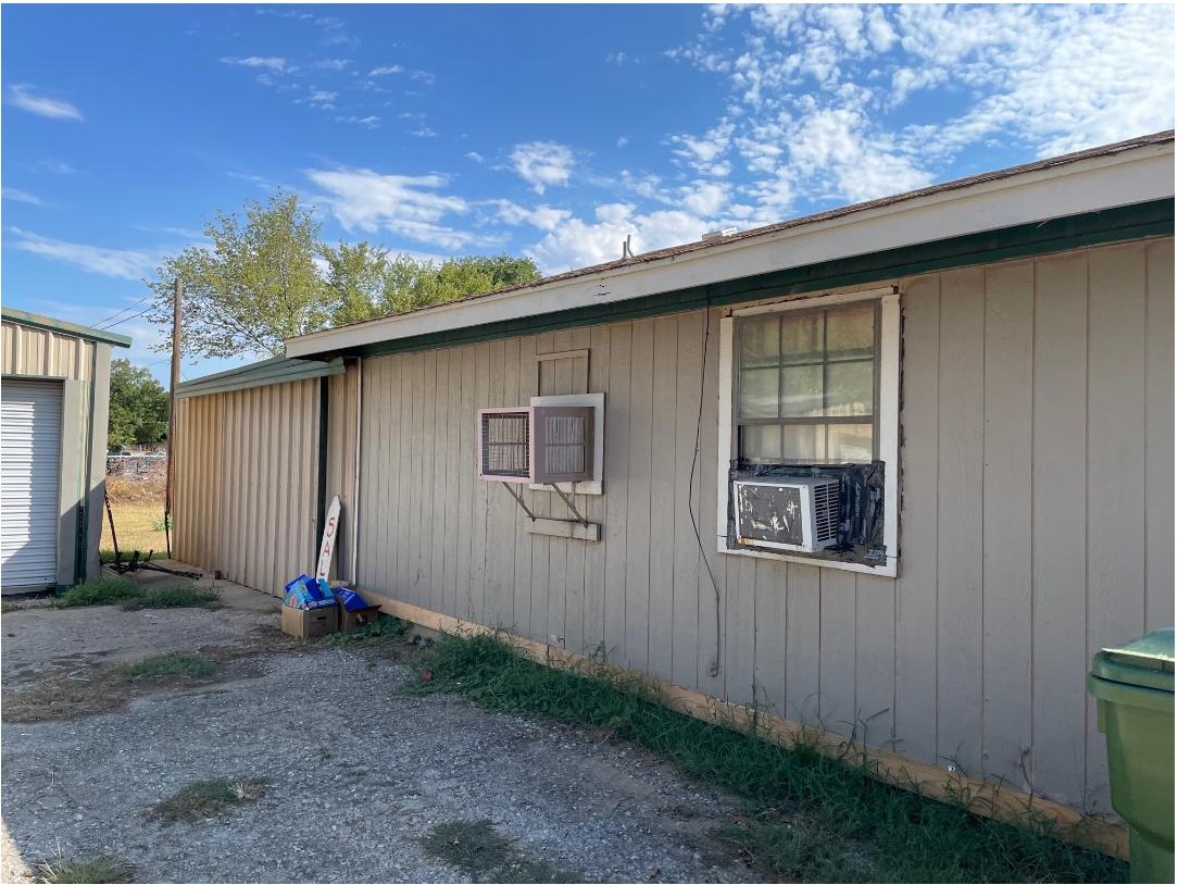 1291 E Highway 199 Highway Springtown TX 76082