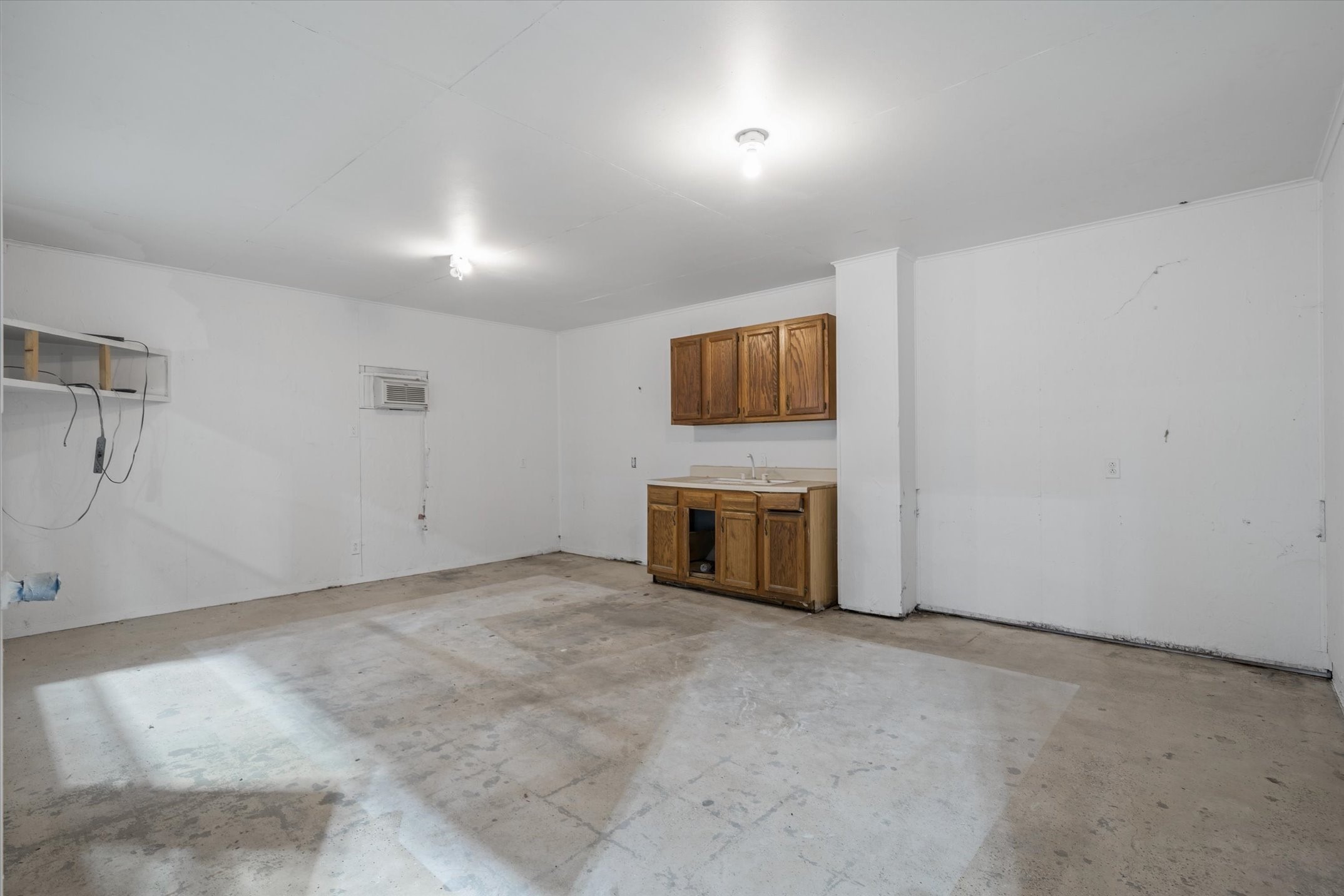 9474 Us-175 Kemp TX 75143