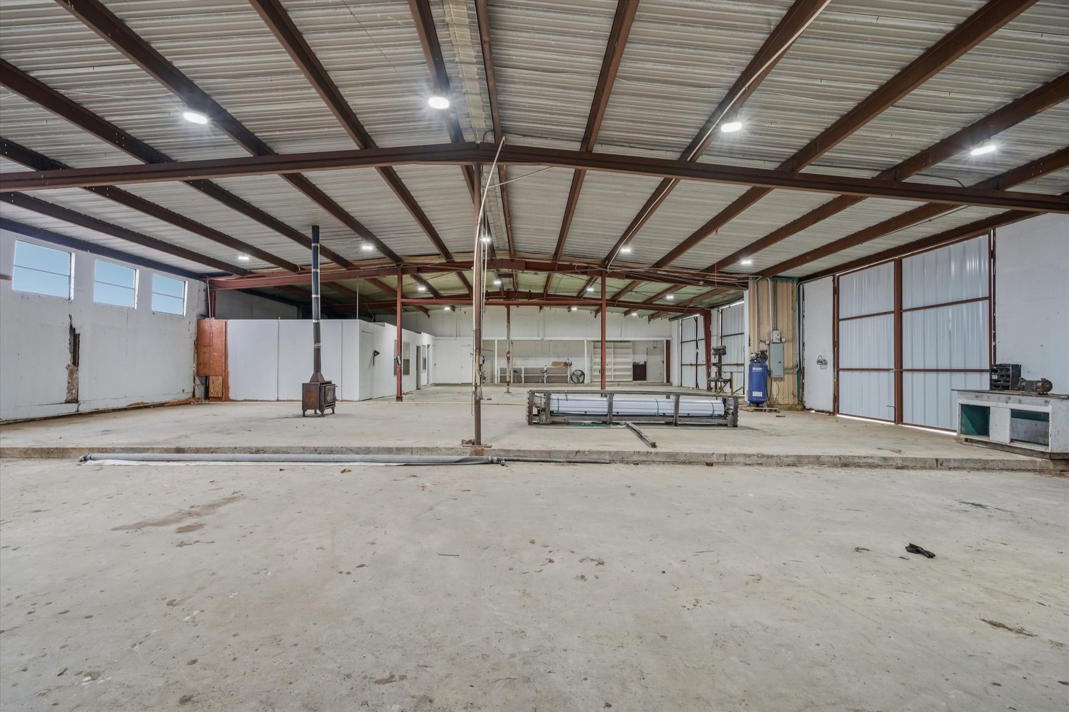 9474 Us-175 Kemp TX 75143